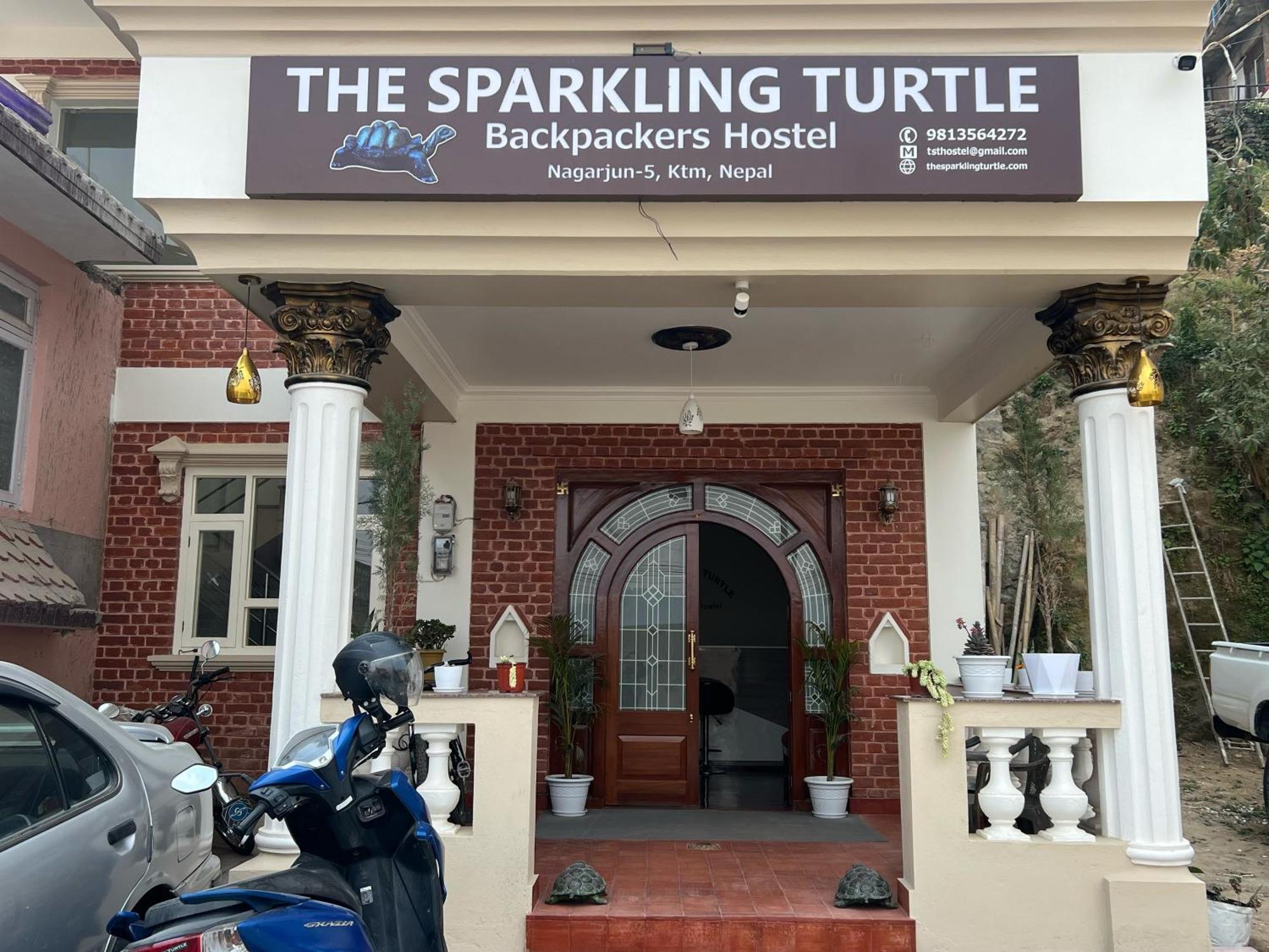 The Sparkling Turtle Backpackers Hostel Katmandu Zewnętrze zdjęcie