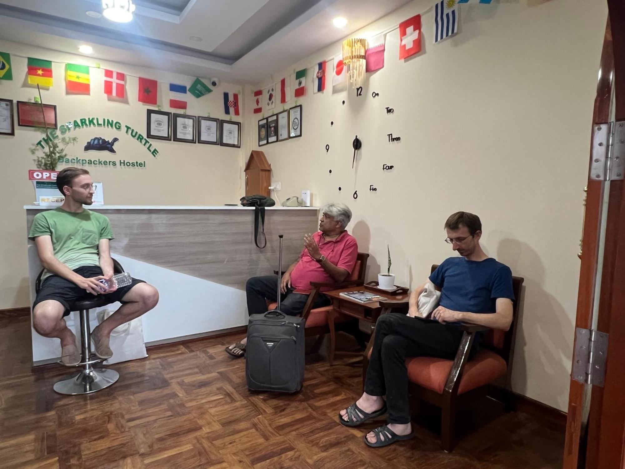 The Sparkling Turtle Backpackers Hostel Katmandu Zewnętrze zdjęcie